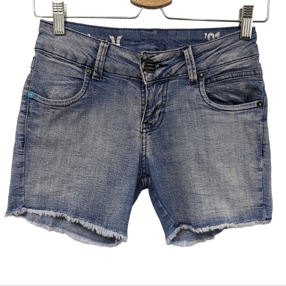 Hurley 81' Skinny Cut Off Shorts Sz EU 36 US 4 - Picture 1 of 15